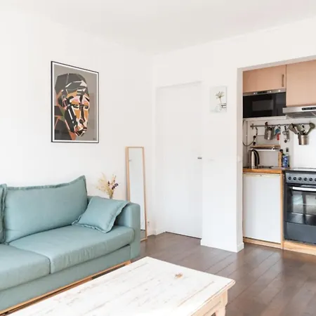 Superb Apartment With View On Montmartre ! * パリ