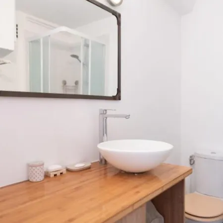 Superb Apartment With View On Montmartre ! * パリ